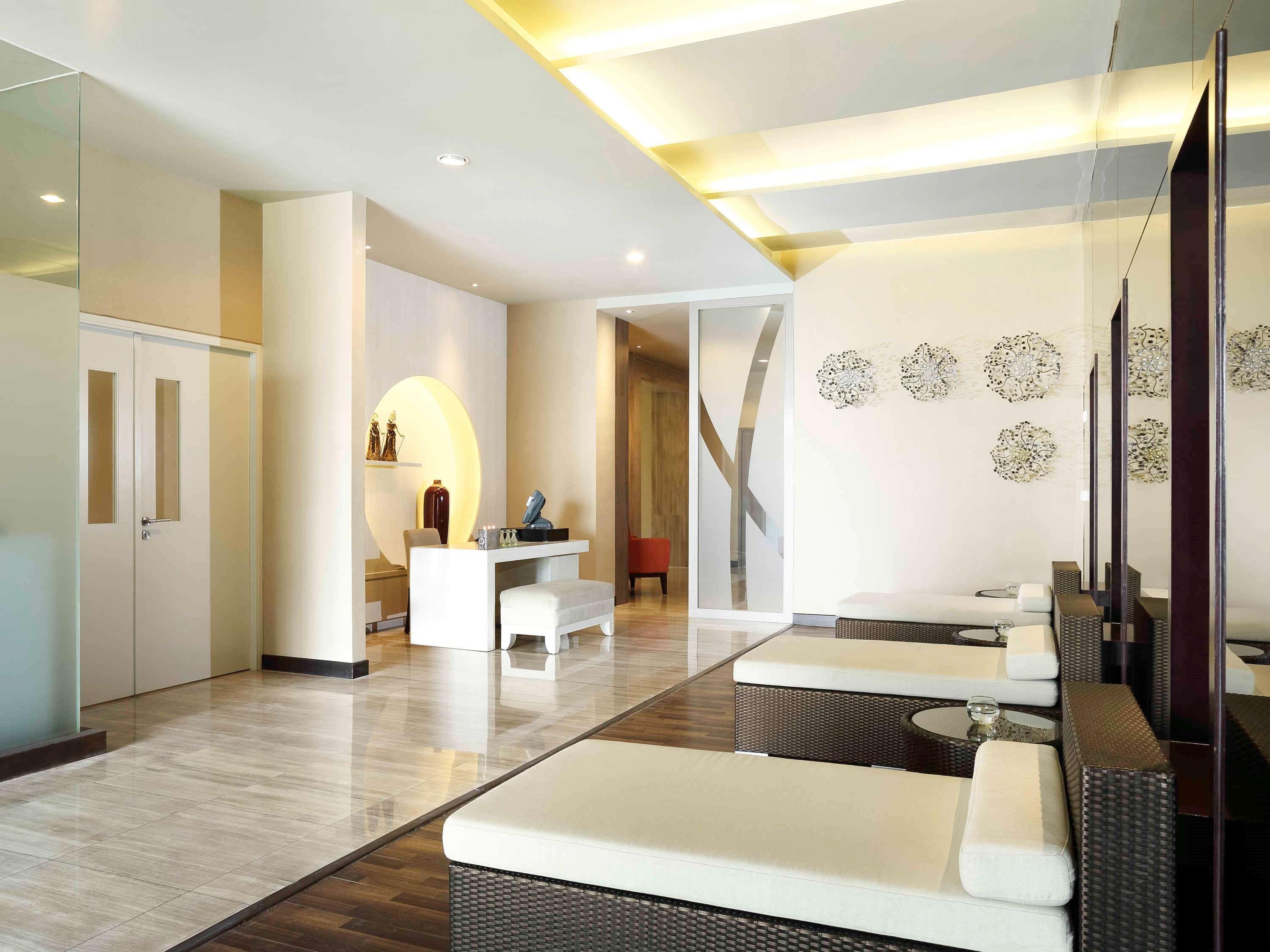 Novotel Jakarta Gajah Mada Exterior foto