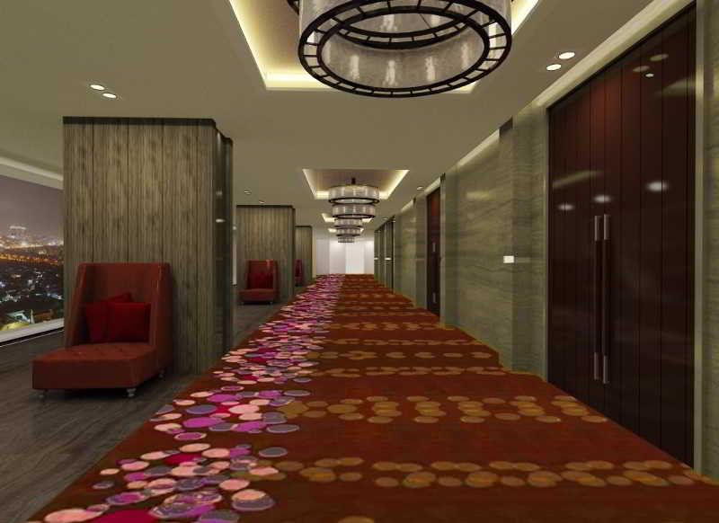 Novotel Jakarta Gajah Mada Exterior foto